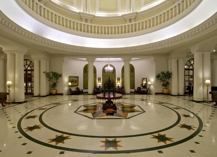 Hall Foto