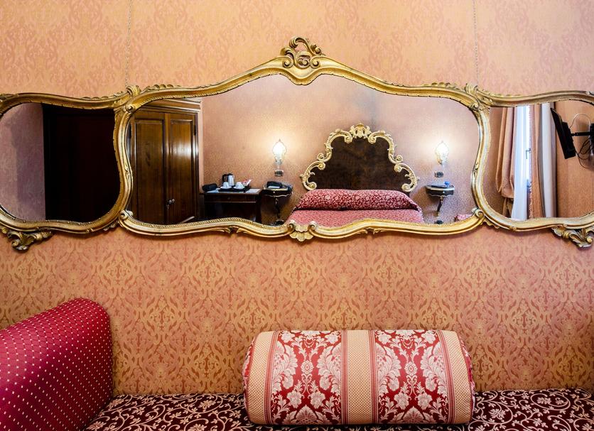 Comodidade do quarto Foto