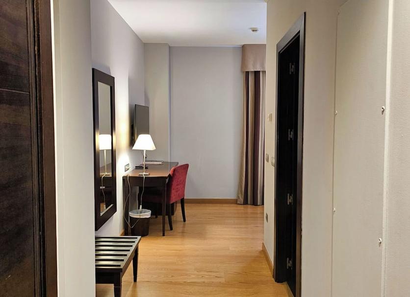 Comodidade do quarto Foto