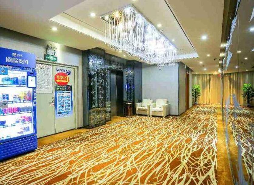 Hall Foto