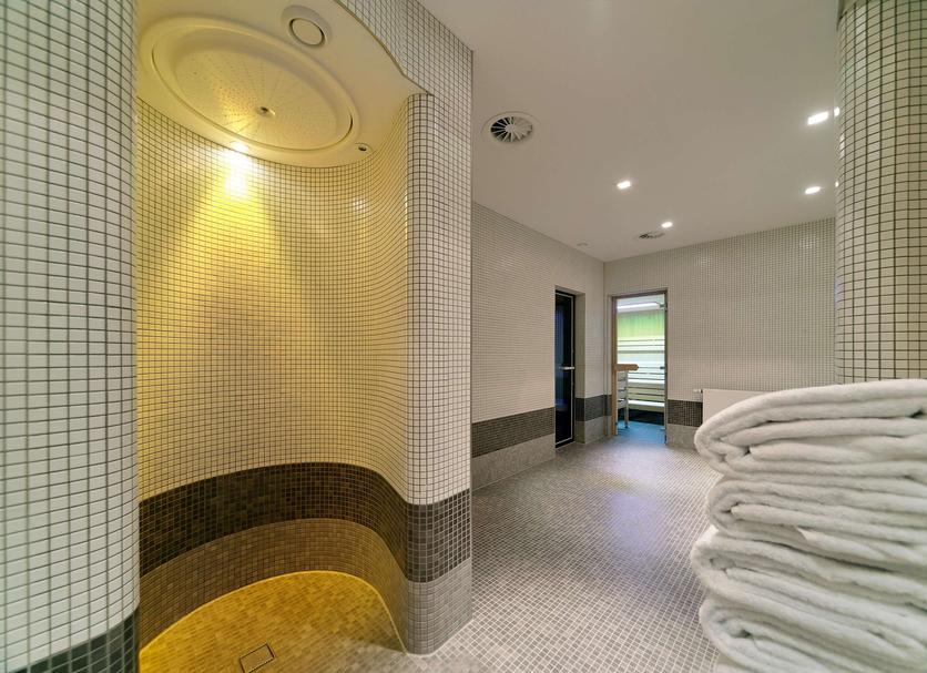 SPA Foto
