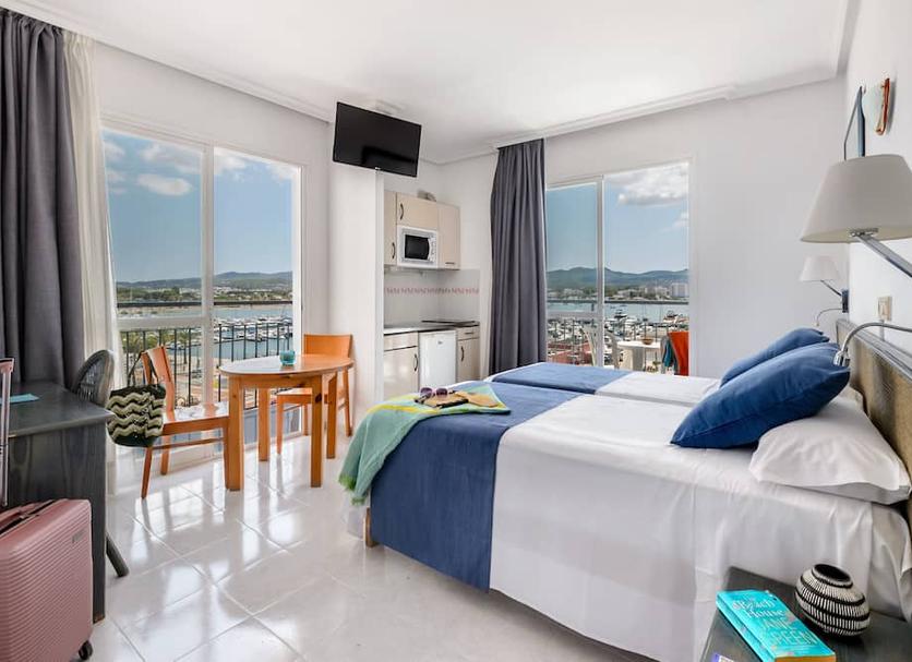 Quarto Foto