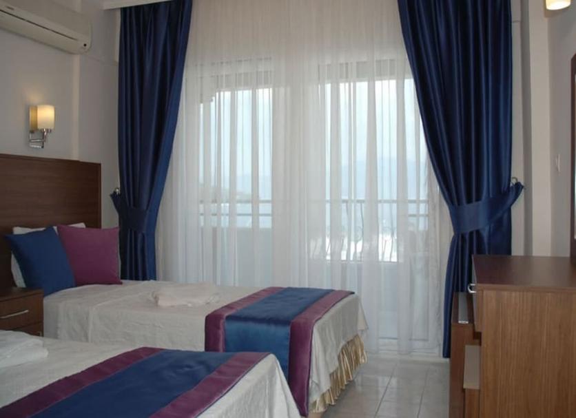 Quarto Foto