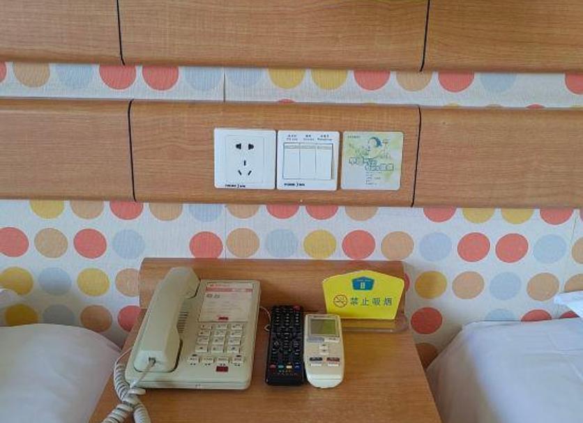 Comodidade do quarto Foto