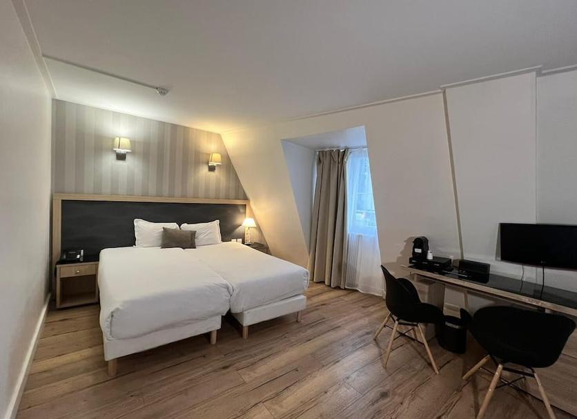 Quarto Foto