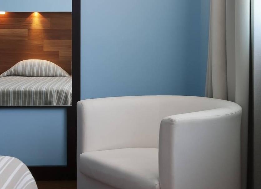 Comodidade do quarto Foto