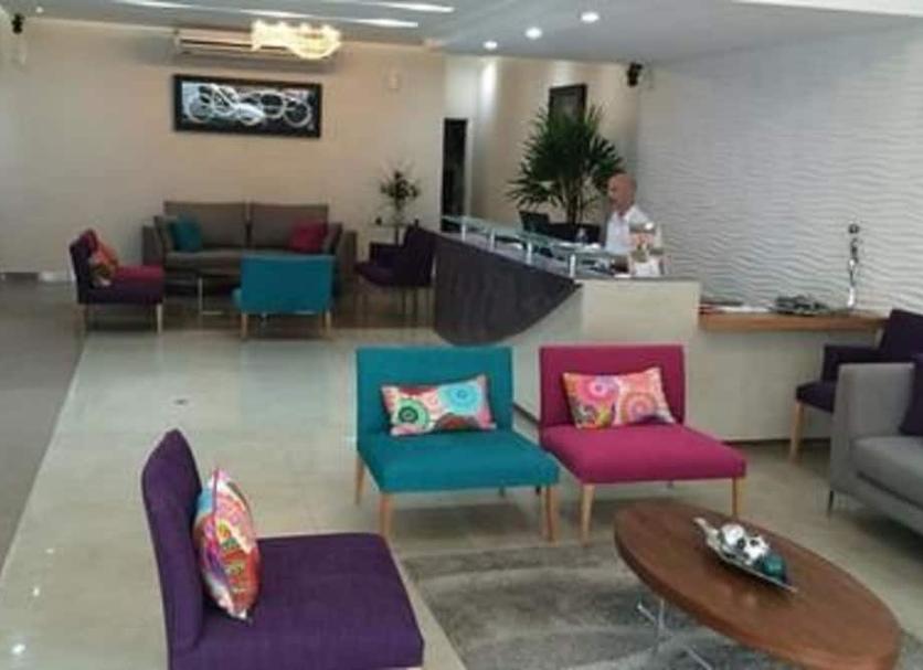 Hall Foto