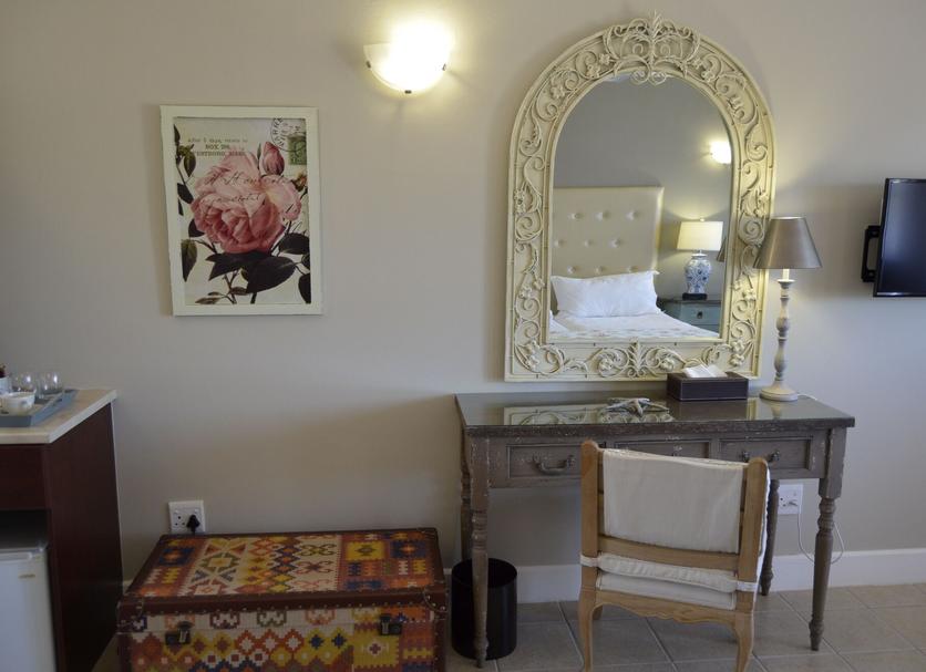 Comodidade do quarto Foto