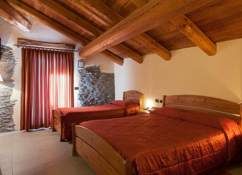 Quarto Foto