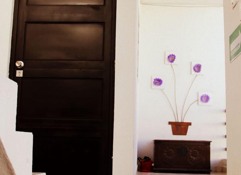Comodidade do quarto Foto
