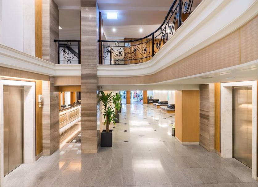 Hall Foto