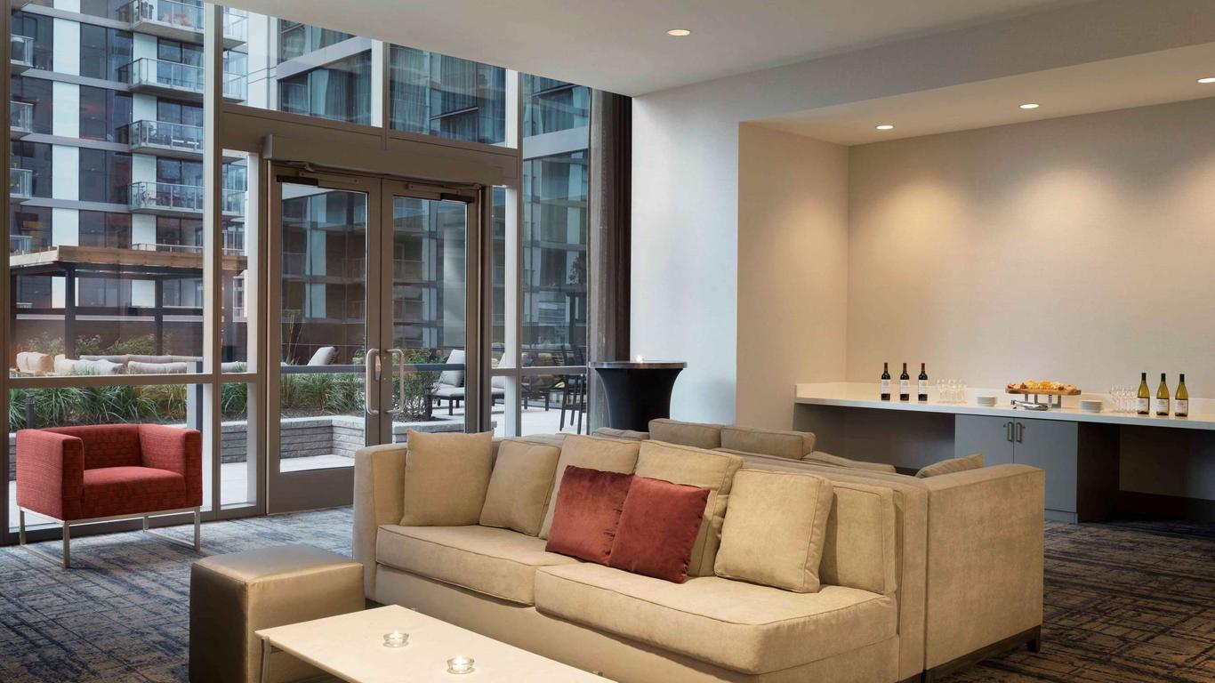 Homewood Suites by Hilton Chicago Downtown West Loop