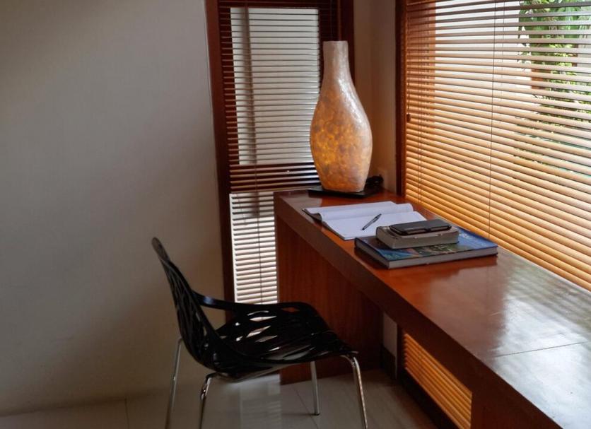 Comodidade do quarto Foto