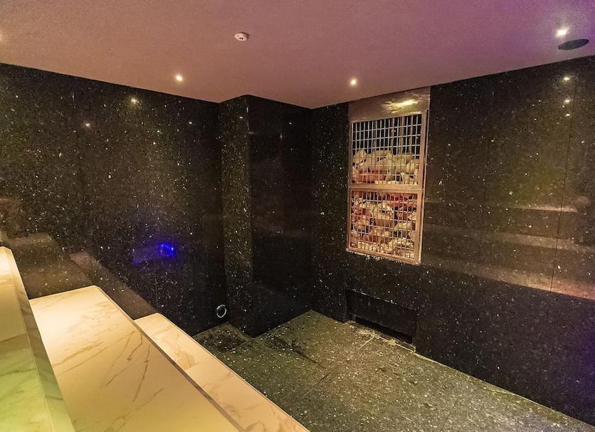 SPA Foto