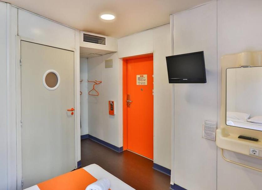 Comodidade do quarto Foto