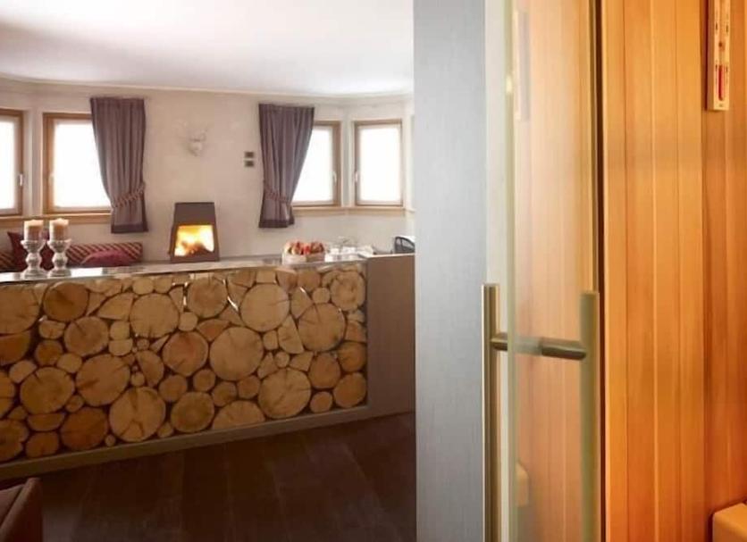 SPA Foto