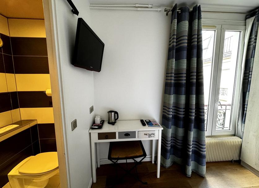 Comodidade do quarto Foto