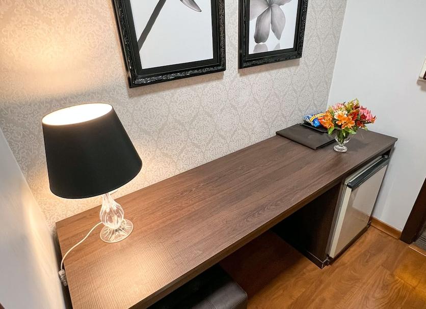 Comodidade do quarto Foto