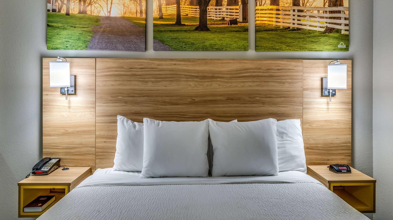 Days Inn & Suites by Wyndham Prattville-Montgomery