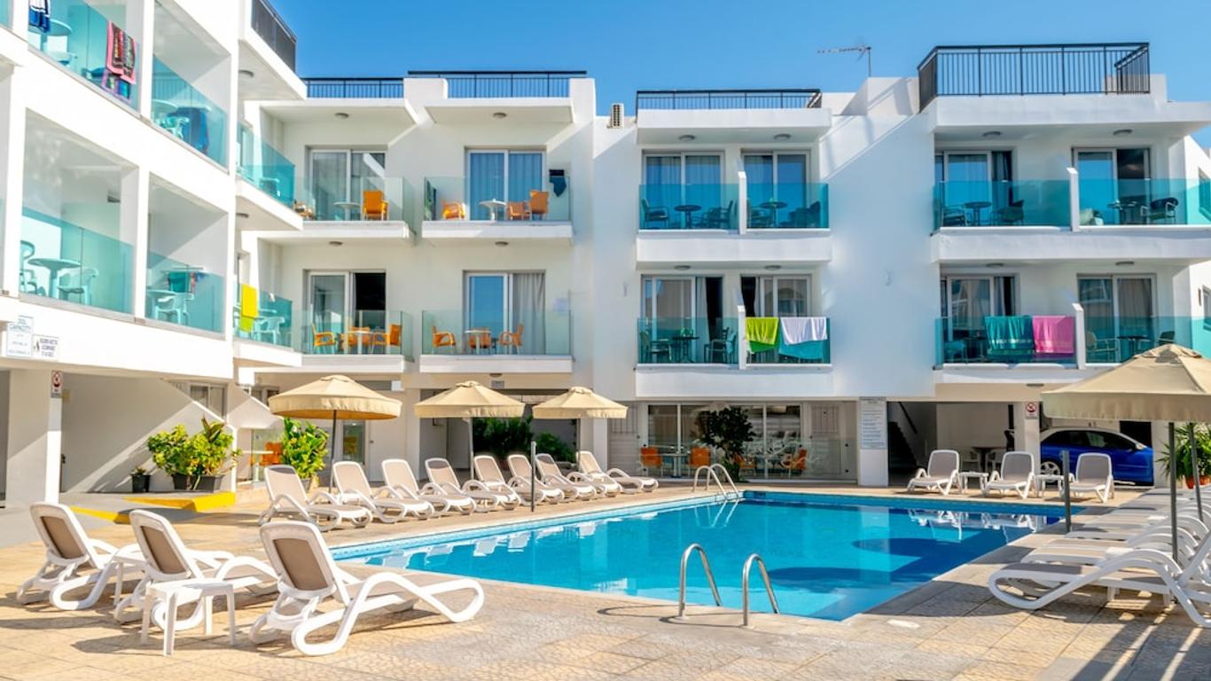 A Maos Hotel Apartments