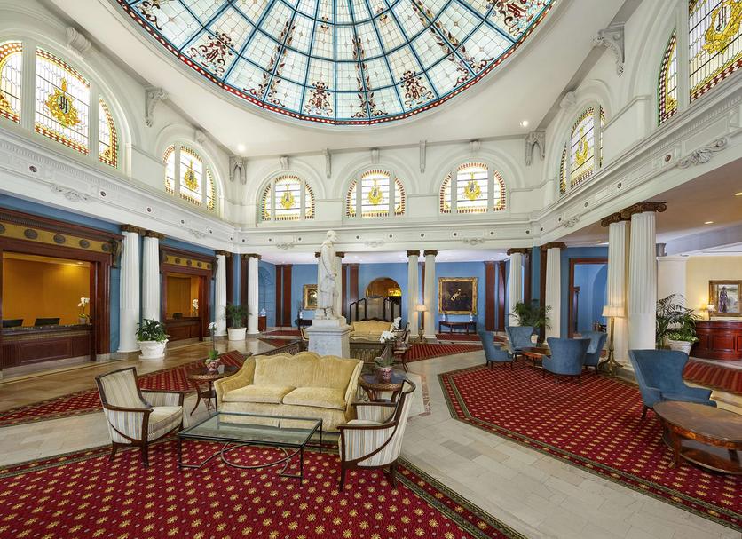 Hall Foto