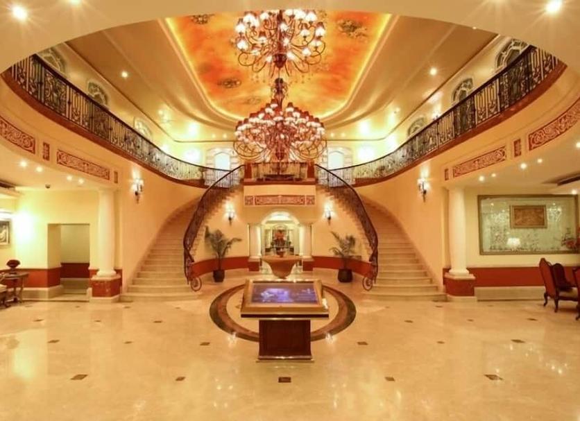 Hall Foto