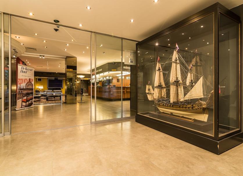 Hall Foto
