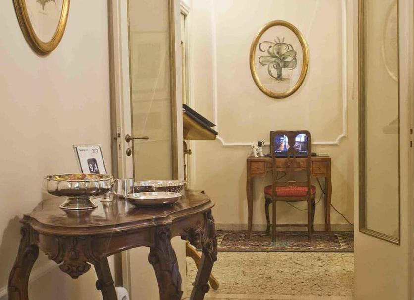 Comodidade do quarto Foto