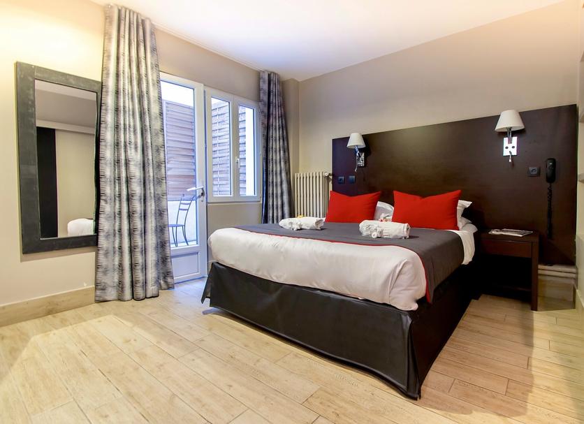 Quarto Foto