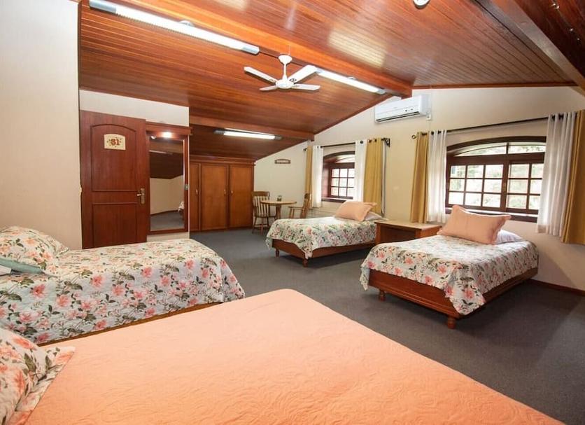 Quarto Foto