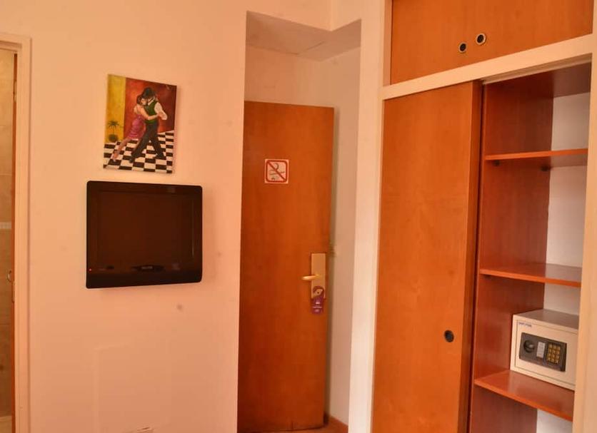 Comodidade do quarto Foto