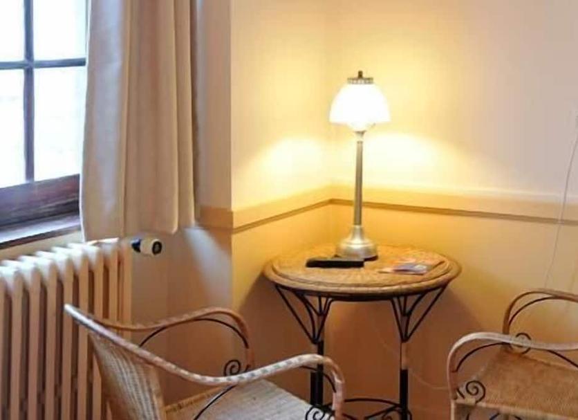 Comodidade do quarto Foto