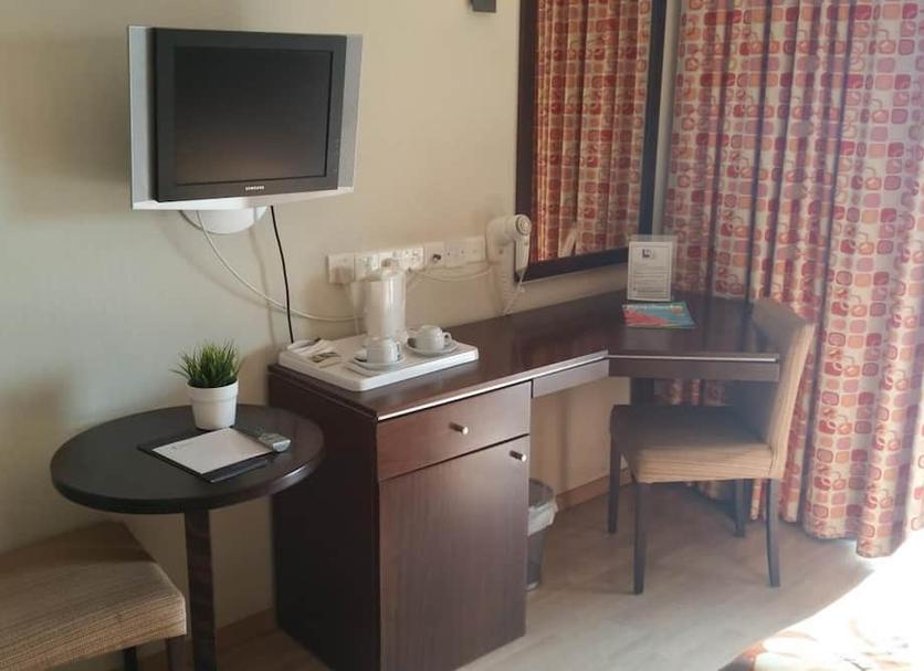 Comodidade do quarto Foto