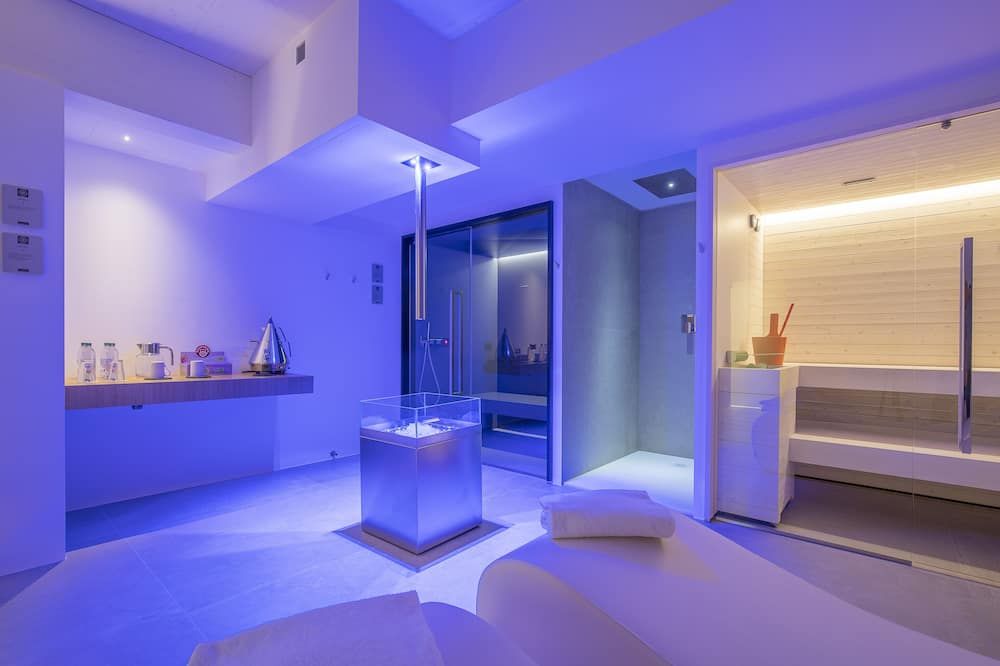 Outra