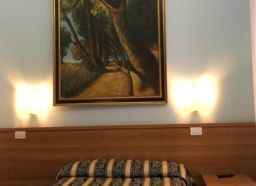 Comodidade do quarto Foto