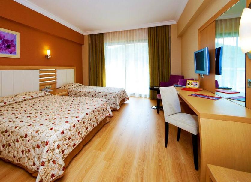 Quarto Foto