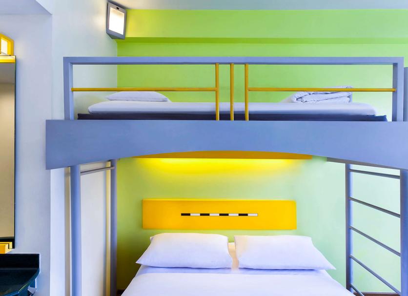 Quarto Foto