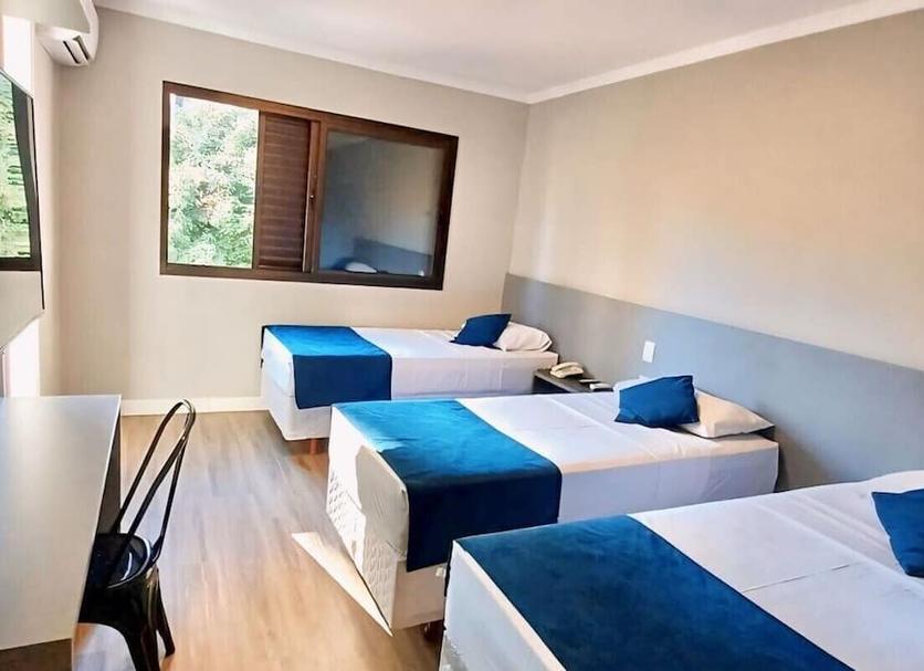 Quarto Foto