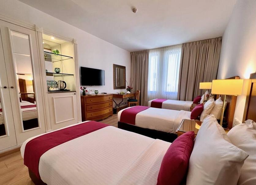 Quarto Foto
