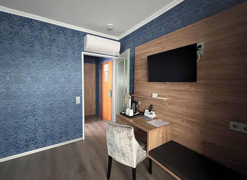 Comodidade do quarto Foto