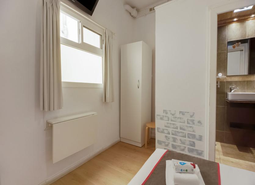 Comodidade do quarto Foto