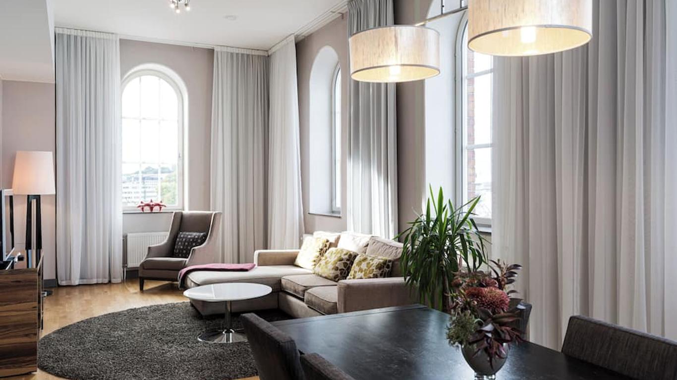 Elite Hotel Marina Tower