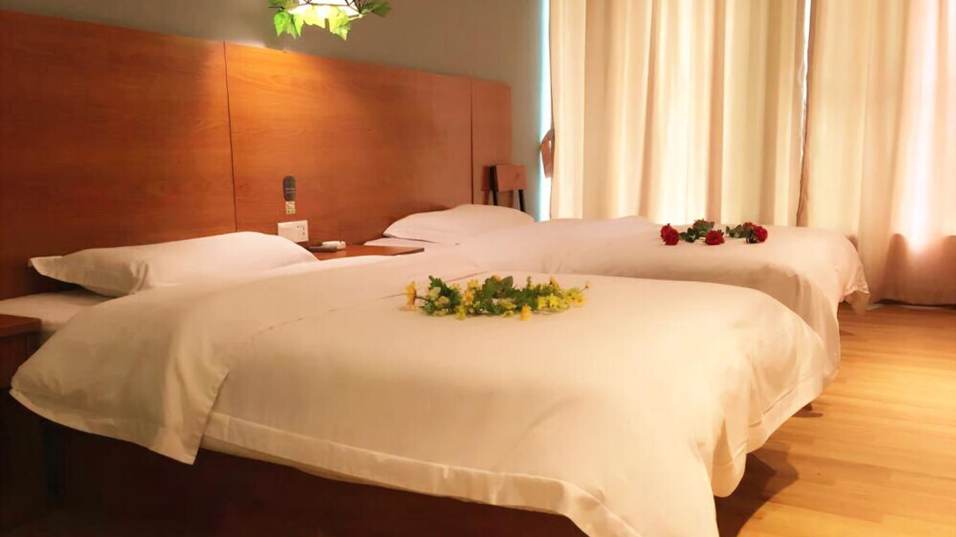 Yimi Hotel Baogang Dadao Station Branch