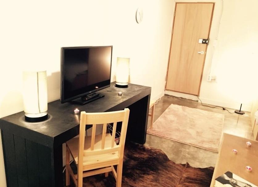 Comodidade do quarto Foto