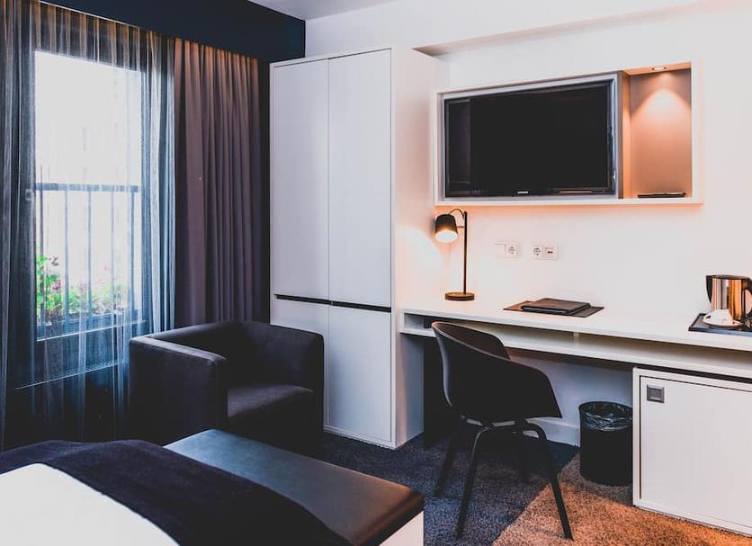 Comodidade do quarto Foto