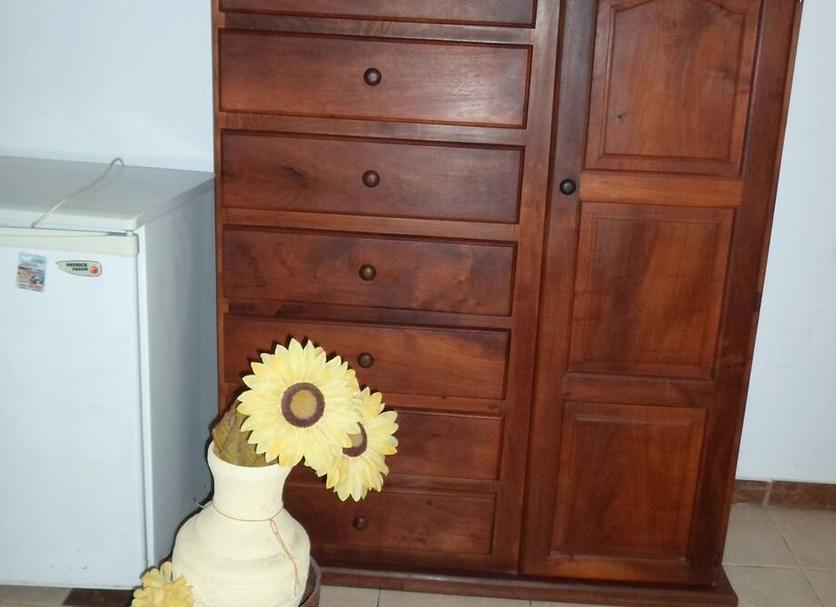 Comodidade do quarto Foto