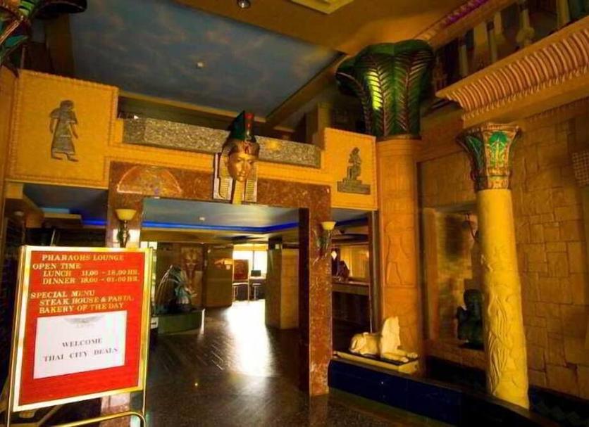 Hall Foto
