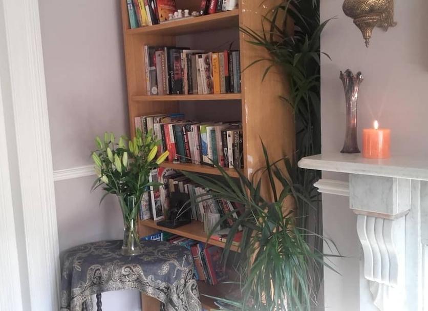 Comodidade do quarto Foto
