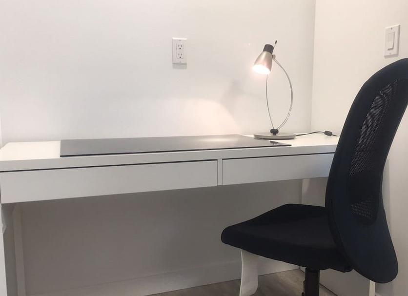 Comodidade do quarto Foto
