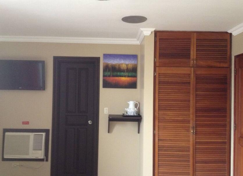 Comodidade do quarto Foto